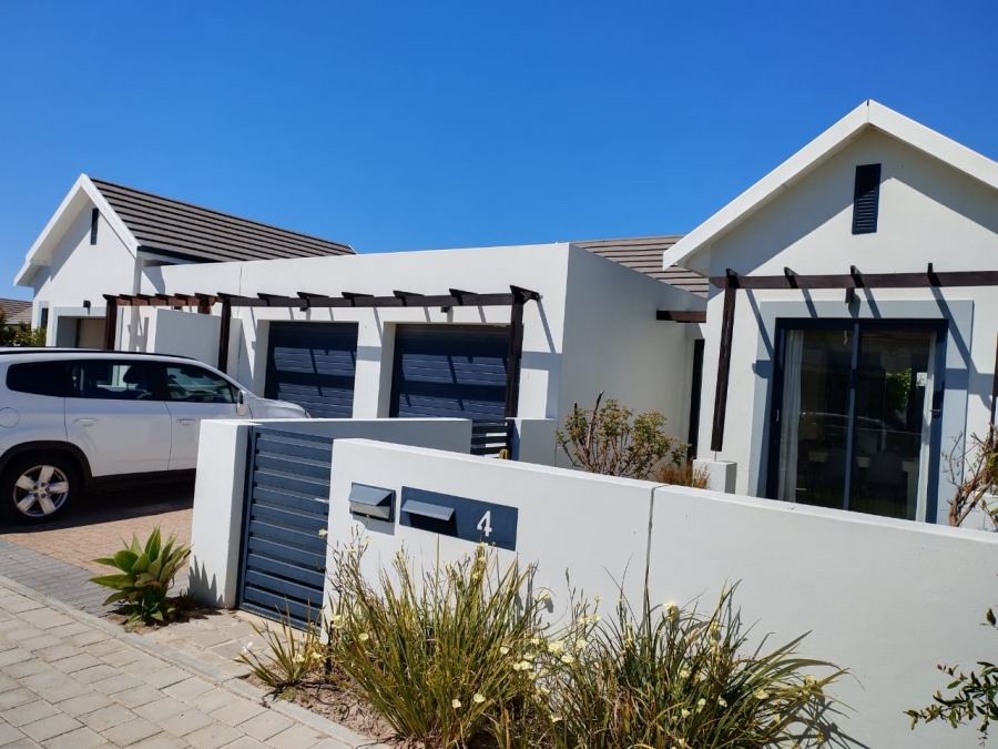 To Let 3 Bedroom Property for Rent in Sitari Country Estate Western Cape